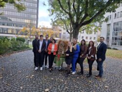 Vertreter*innen der Landjugendverbände RheinhessenPfalz und Rheinland-Nassau gemeinsam mit Daniela Schmitt